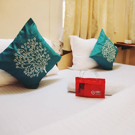 Oyo 946 Royce Studio Apartments 푸네 외부 사진
