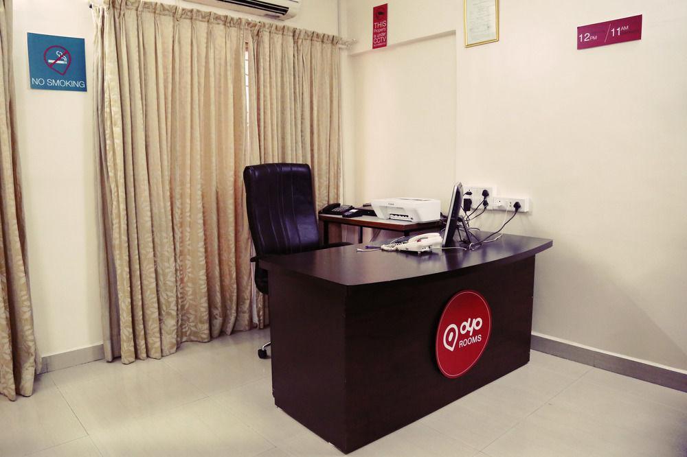 Oyo 946 Royce Studio Apartments 푸네 외부 사진